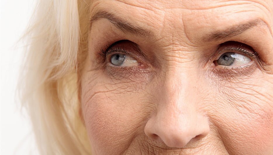 9 Secrets To Aging Gracefully And Beautifully